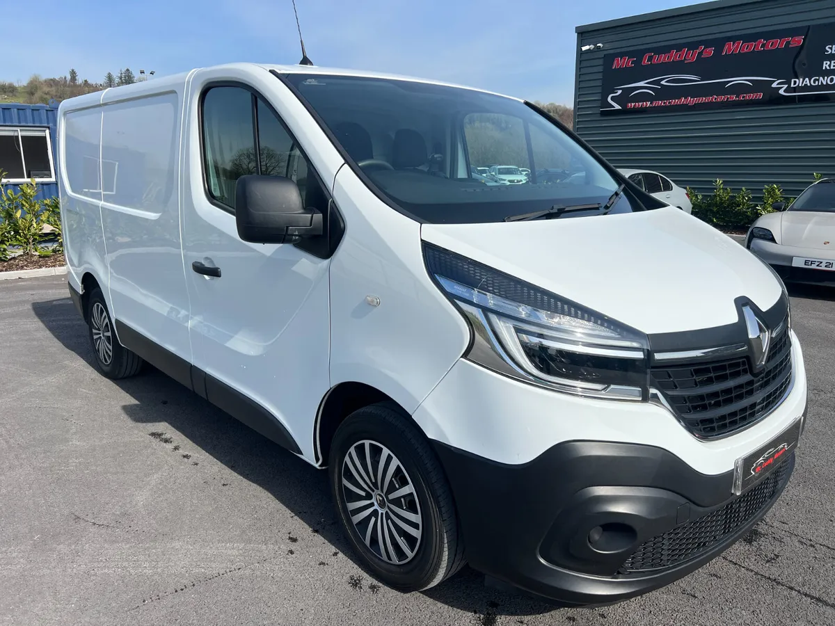 2020 (202) Renault Trafic B-Ness + Energy 2.0 DCI - Image 2