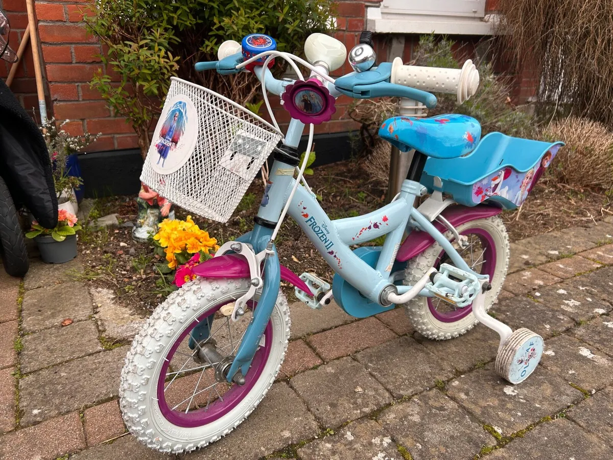 Disney Frozen Girls Bike - Image 1