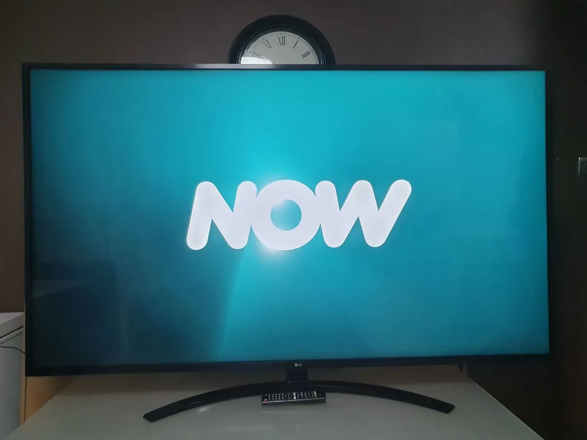 65" LG 4K Ultra HD HDR Freeview Play Smart LED TV - Image 2