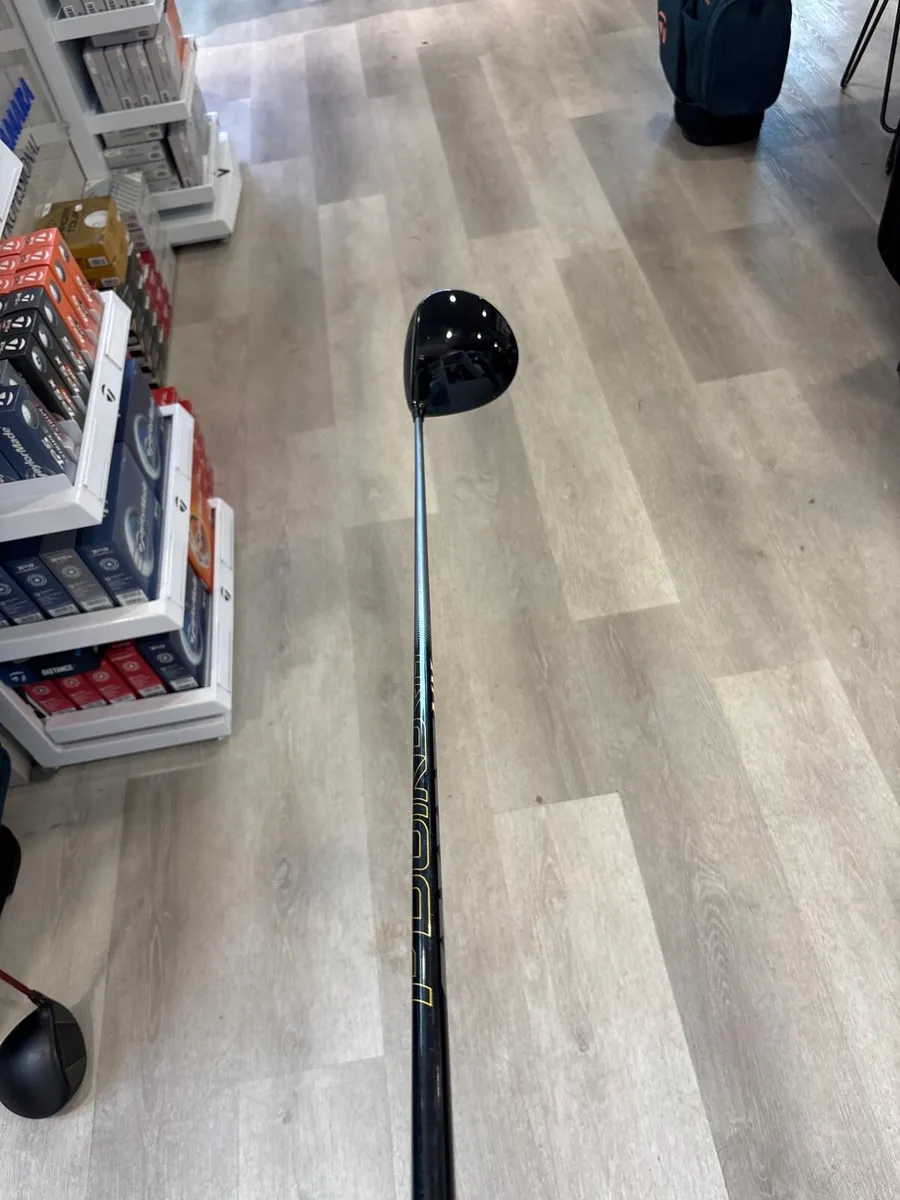 Taylor Made Qi10 Max (10.5 Snr Flex or Reg) - Image 4