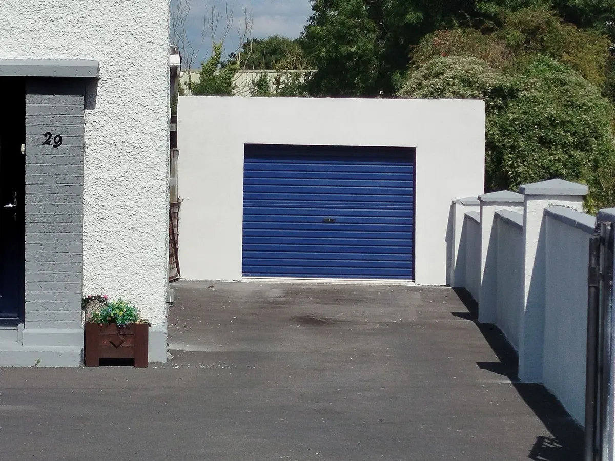 roller  doors  /  roller  shutters - Image 1