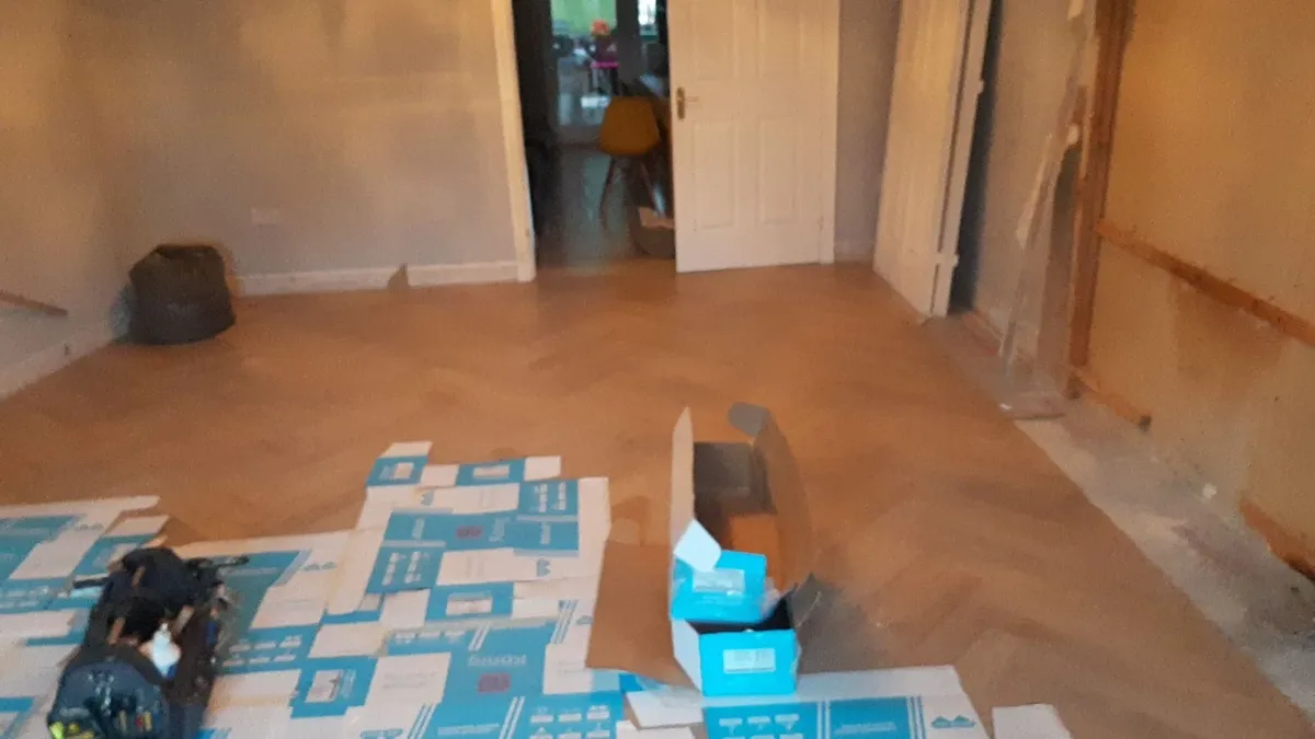 Wood floor fitter - Image 3