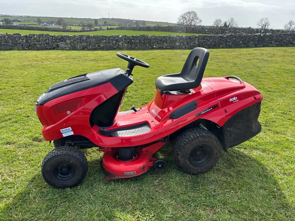 Ride on Lawnmower - Image 1