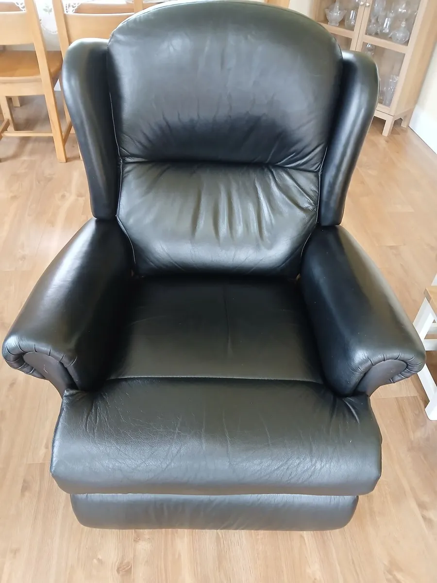 Armchair - Image 1
