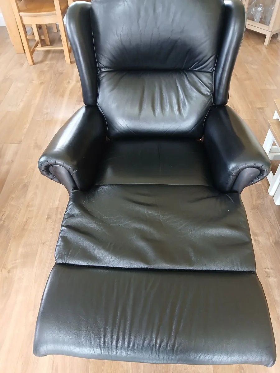 Armchair - Image 2