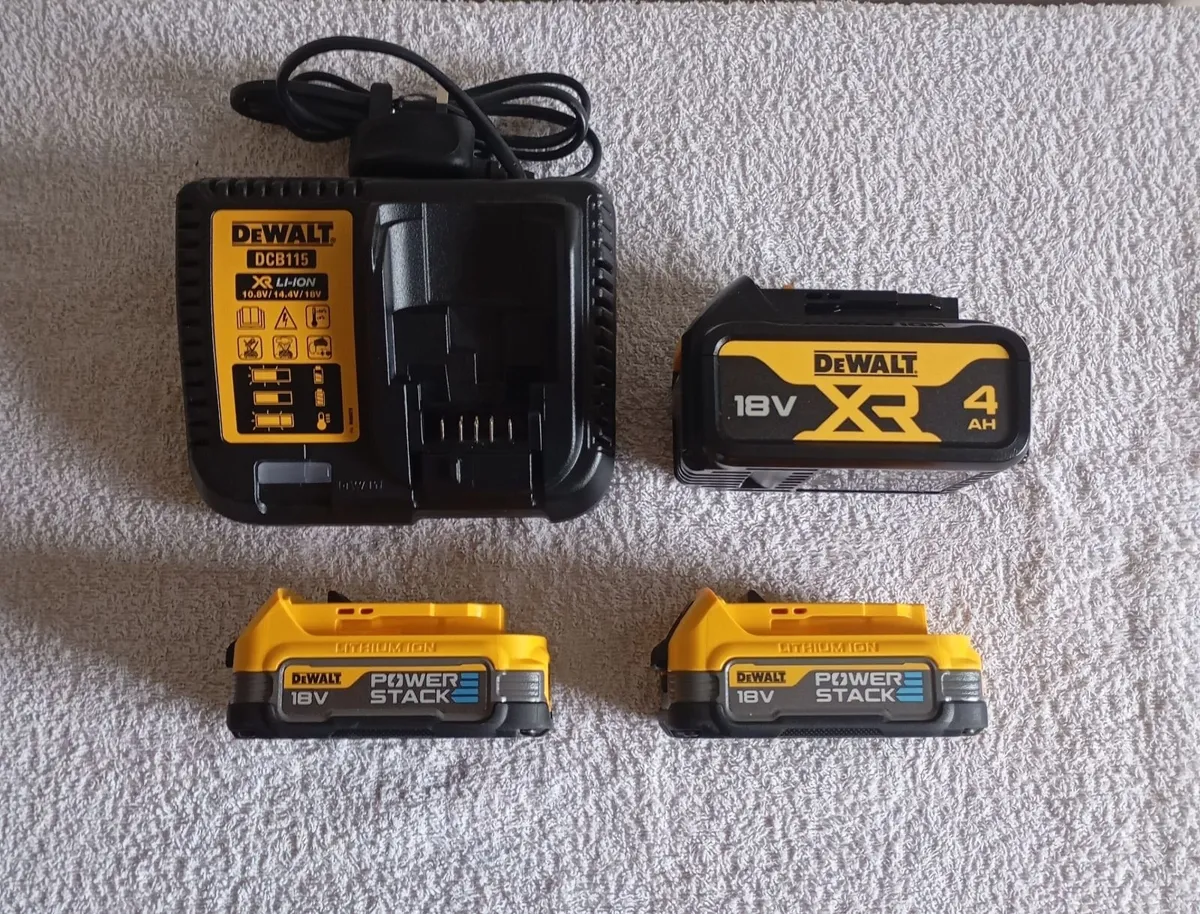 DeWalt Charger and Batteries