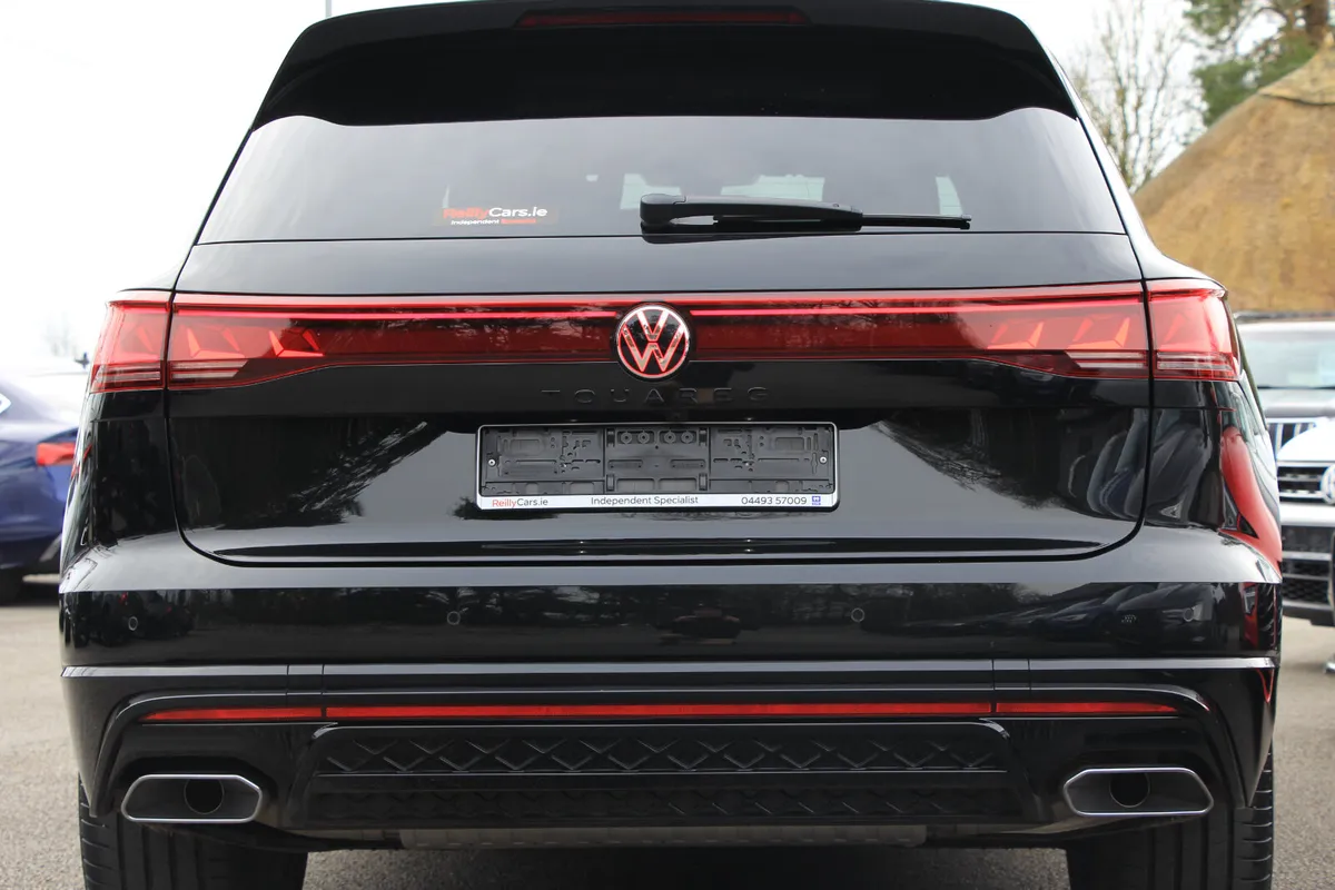 Touareg R Line Black Edition 286Bhp 2 seats - Image 4