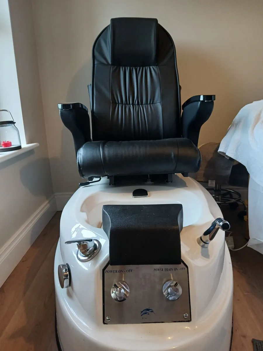 Pedicure Chair - Image 2
