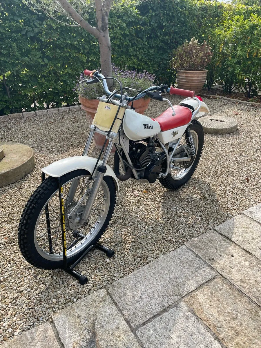 Motorcycle - Image 2