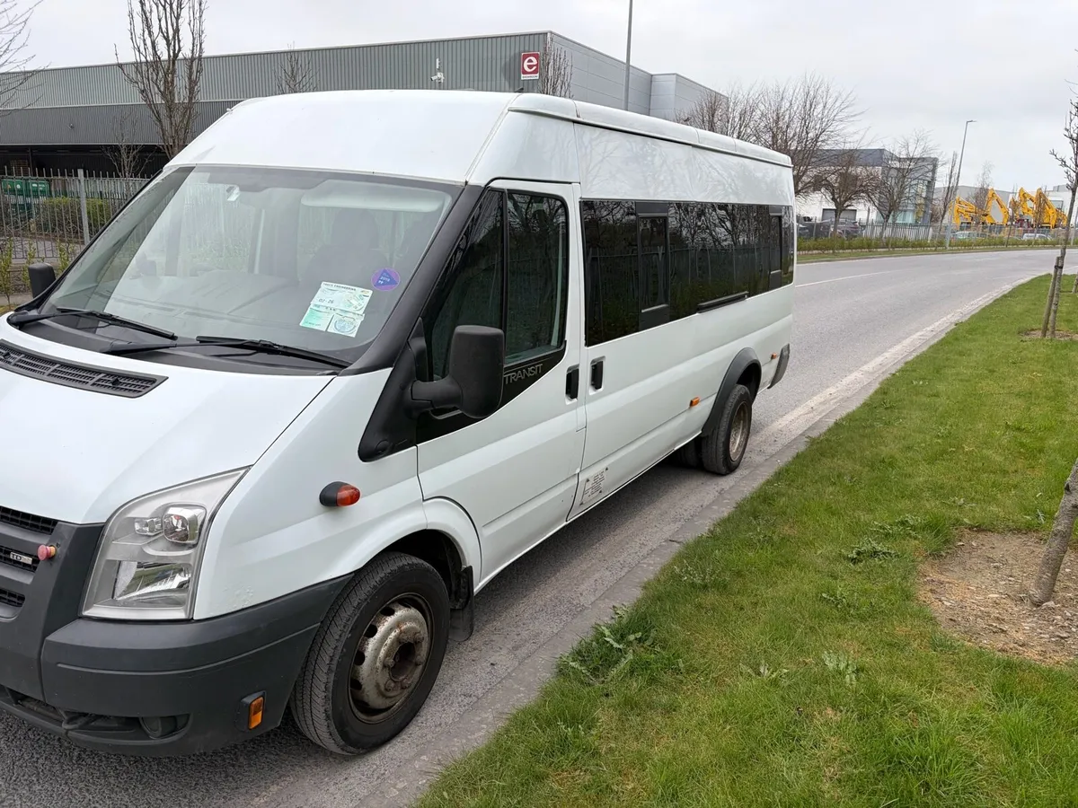 2008 Ford transit 16 seater minibus - Image 3