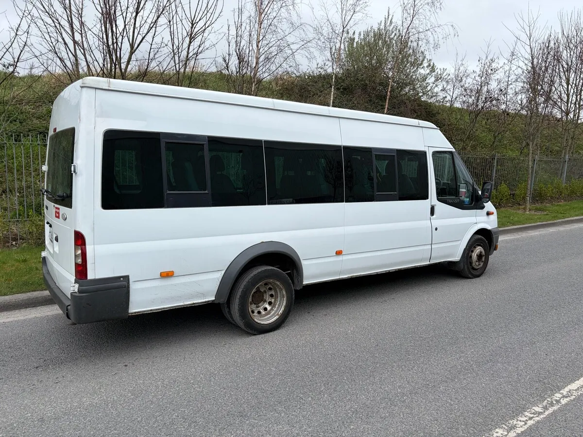 2008 Ford transit 16 seater minibus - Image 4