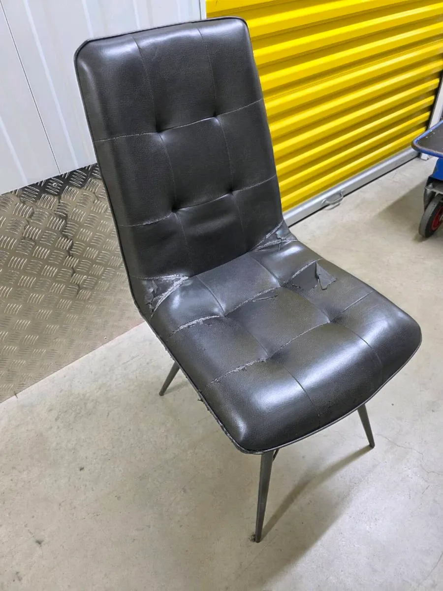 Dining room chairs - Image 1