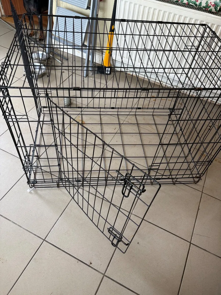 Dog crate - Image 2