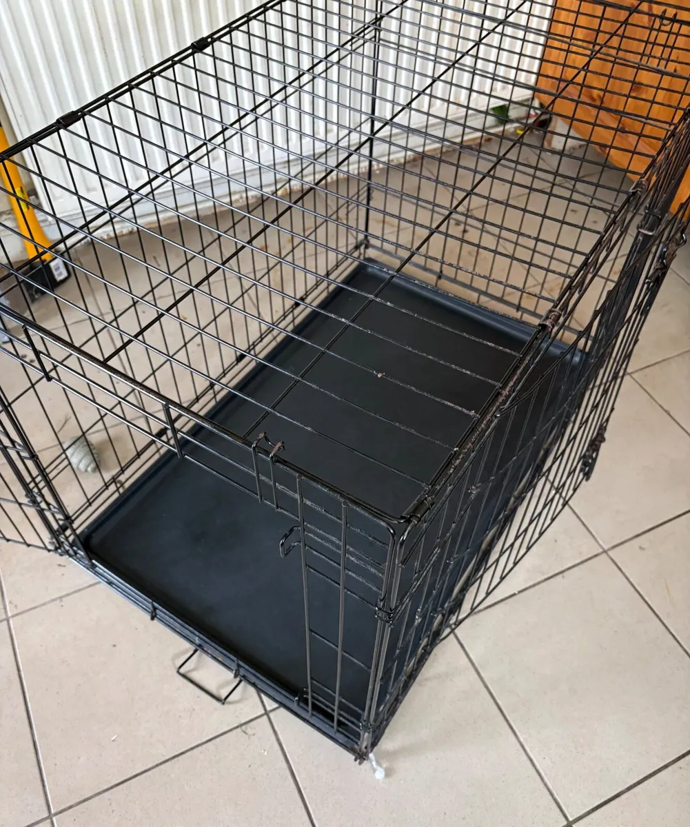 Dog crate - Image 1