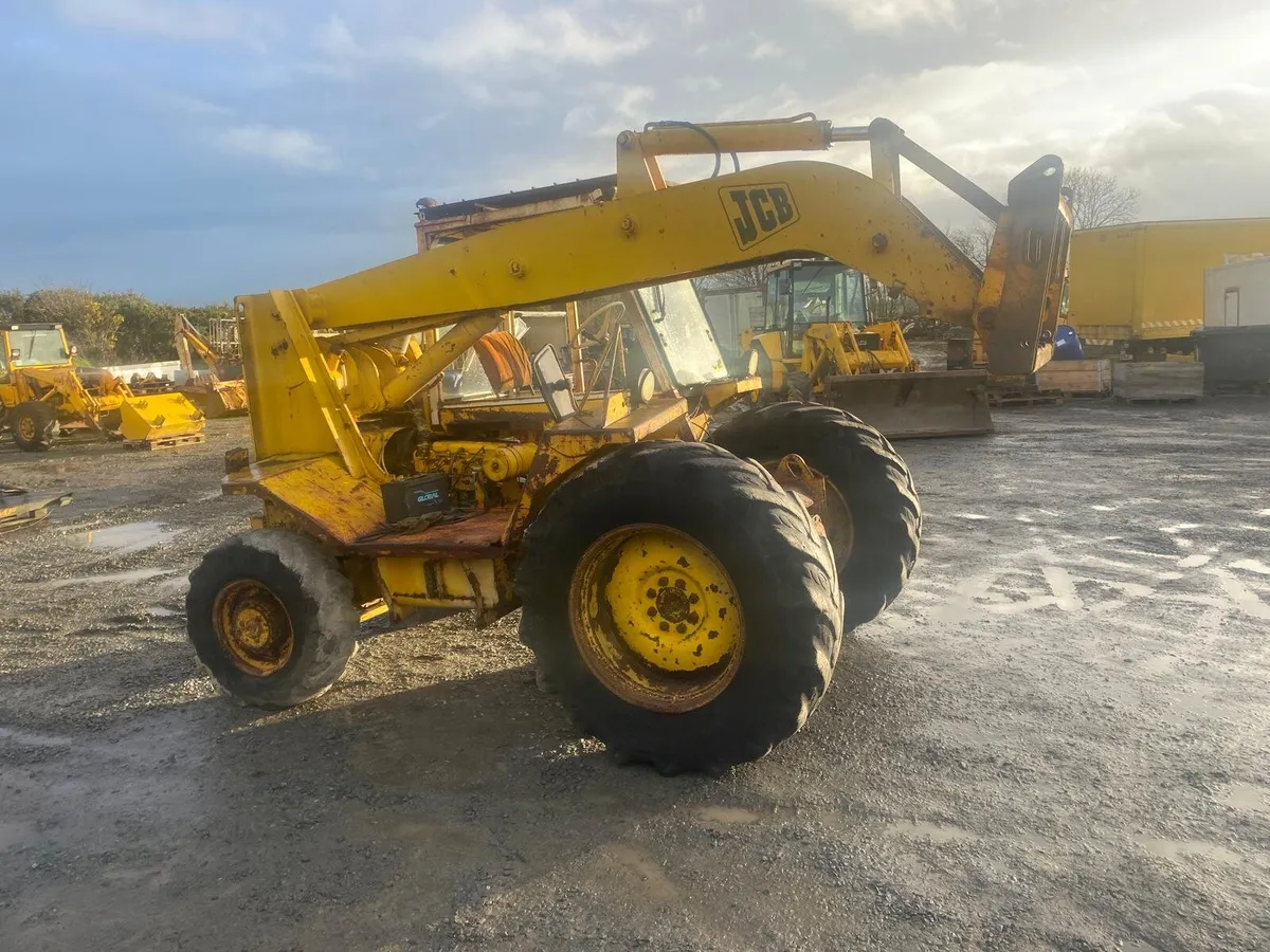 Jcb  loader  520 m / 4. 4x4 - Image 3