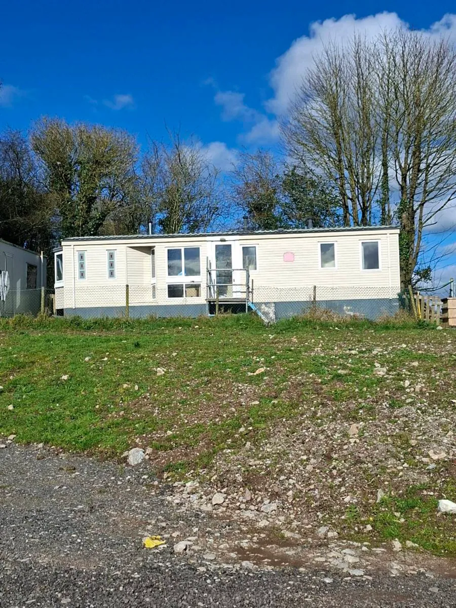 Atlas Topaz super 37x12 - Image 1