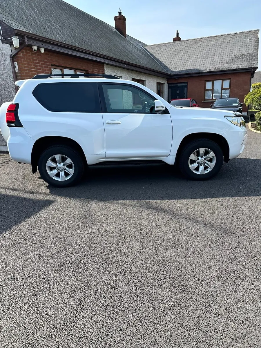 Toyota Land Cruiser 2021 - Image 2