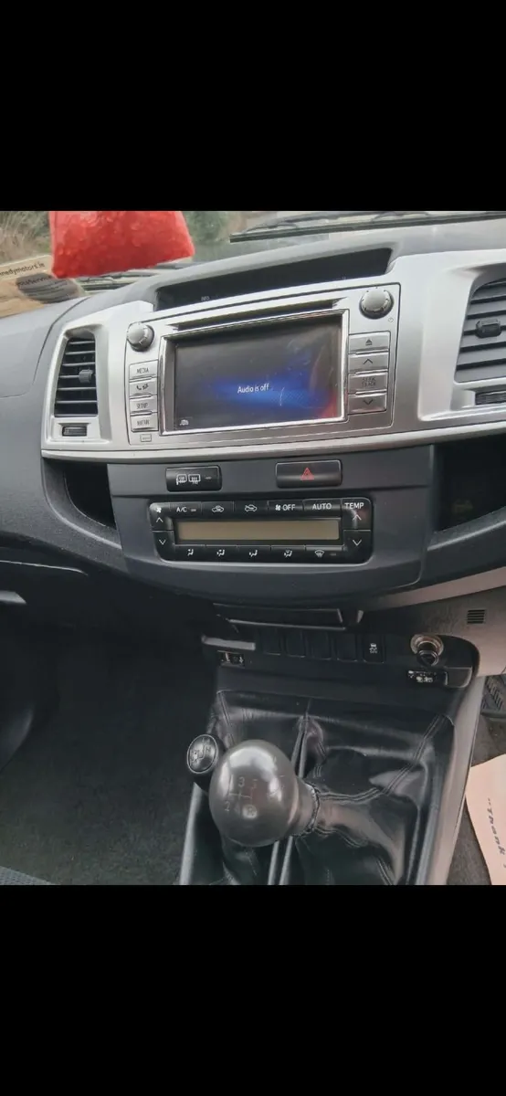 Toyota Hilux 2015 - Image 4
