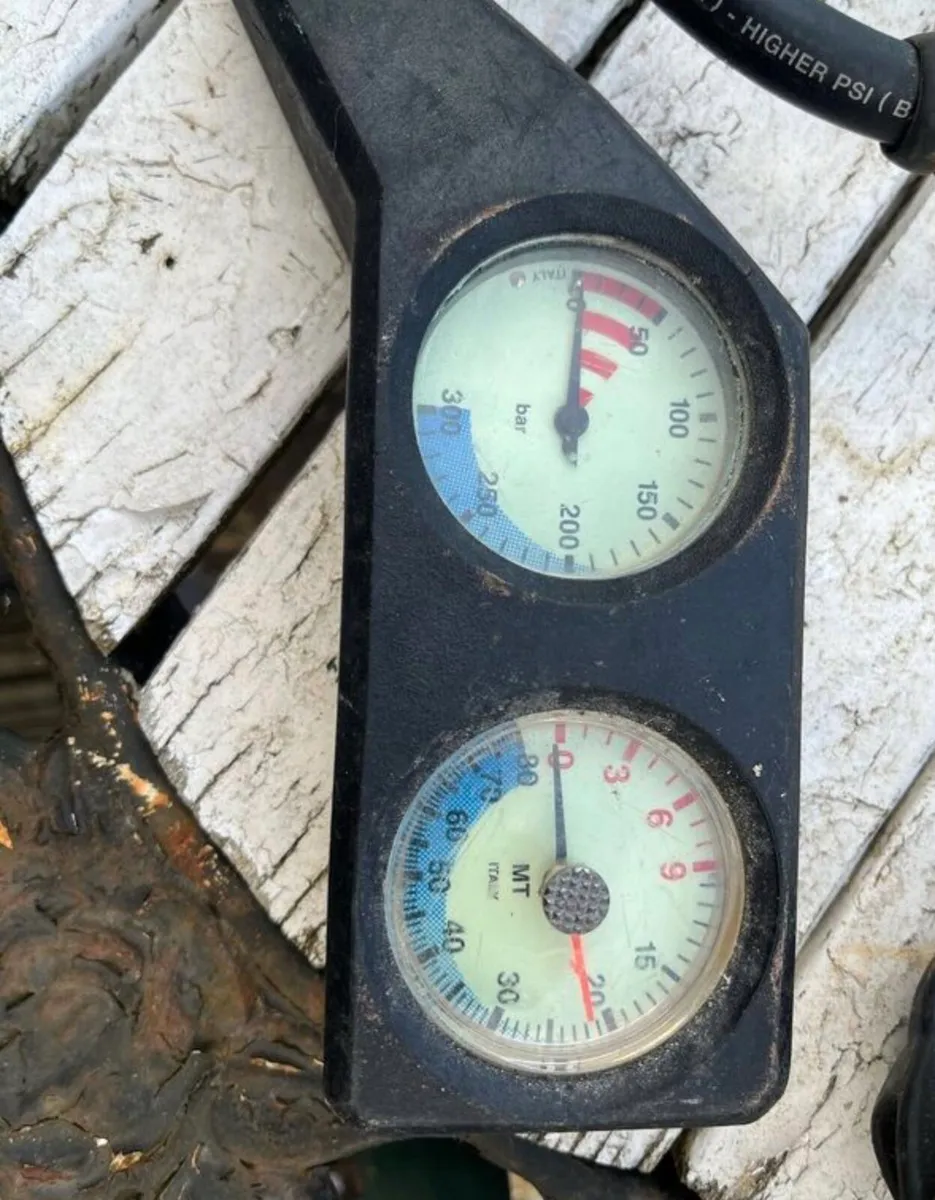 Scuba diving regulator set - working - Image 2