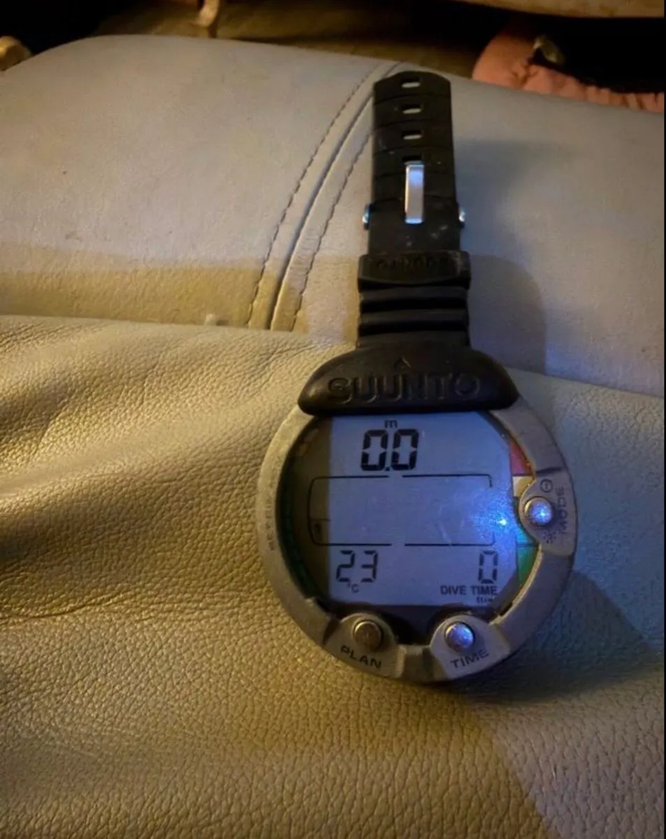 Suunto dive computer - Image 1
