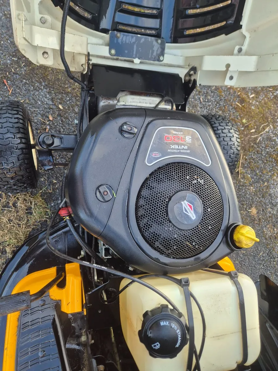 Ride on mower - Image 2