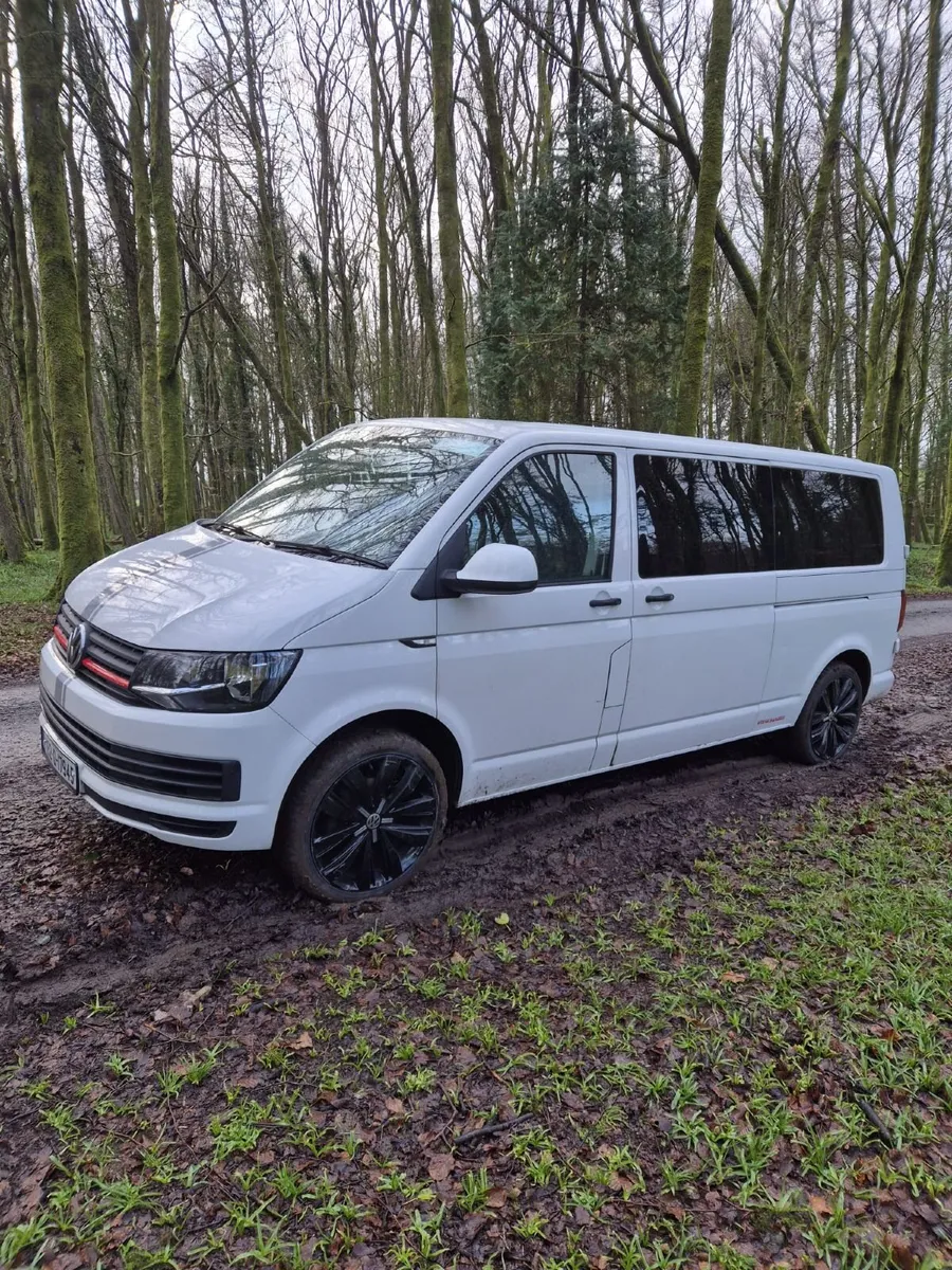 Volkswagen Transporter 2018 - Image 1