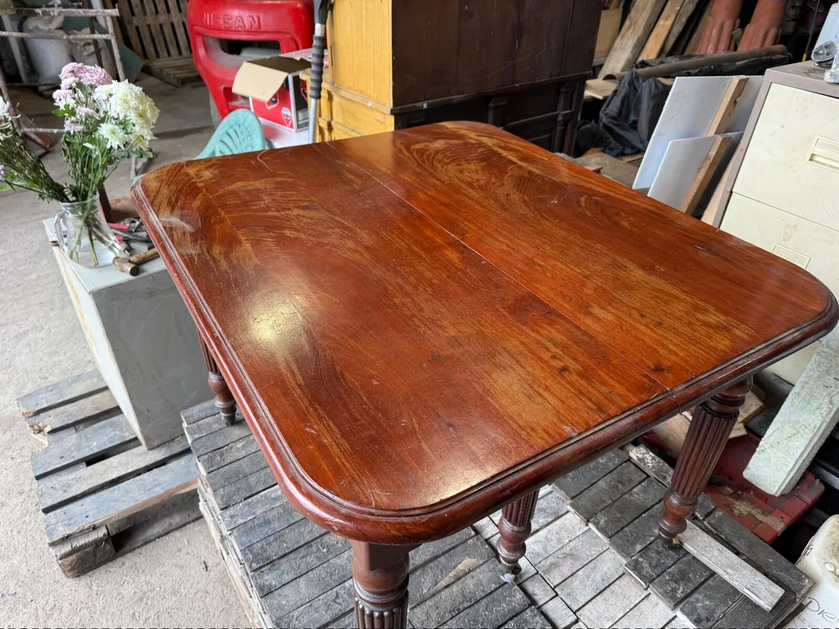 6 legged antique table - Image 4