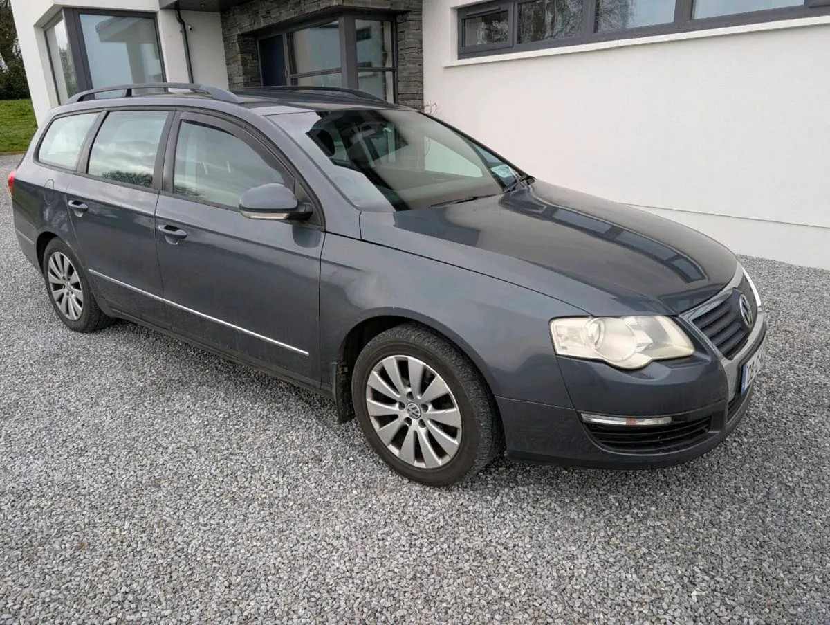 2008 Volkswagen Passat Estate 2.0 Diesel - Image 1