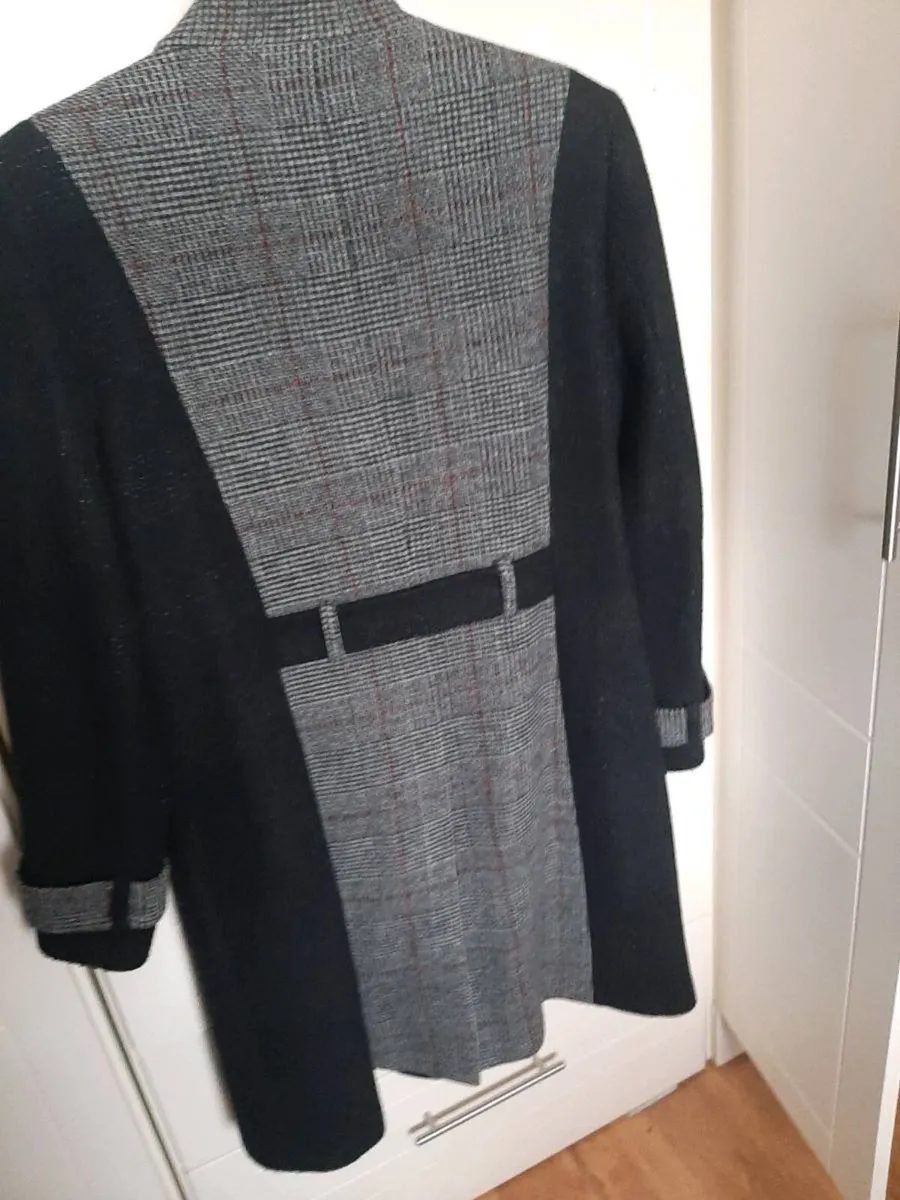 Coat     70% wool - Image 4