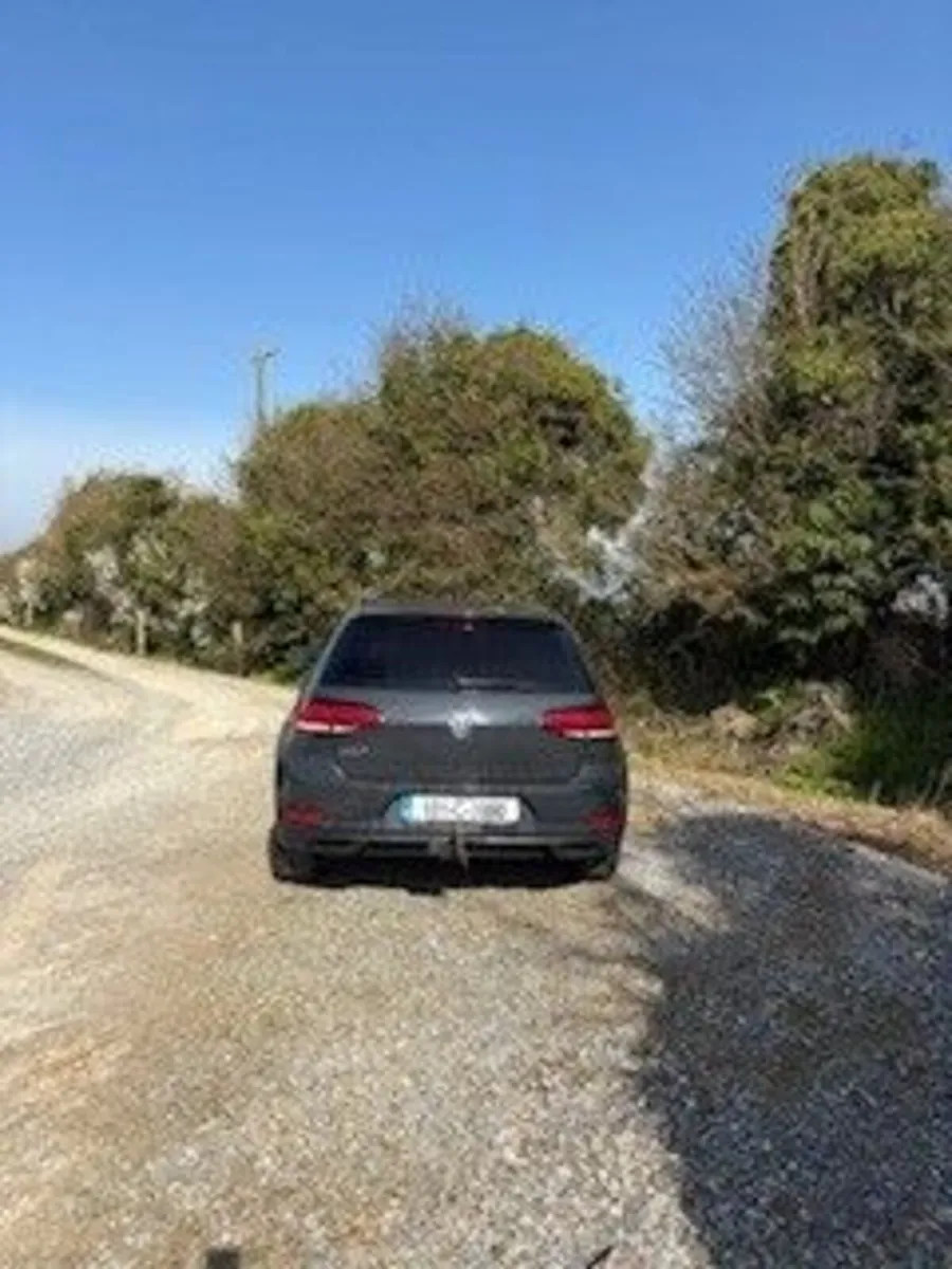 Volkswagen Golf 2018 - Image 2