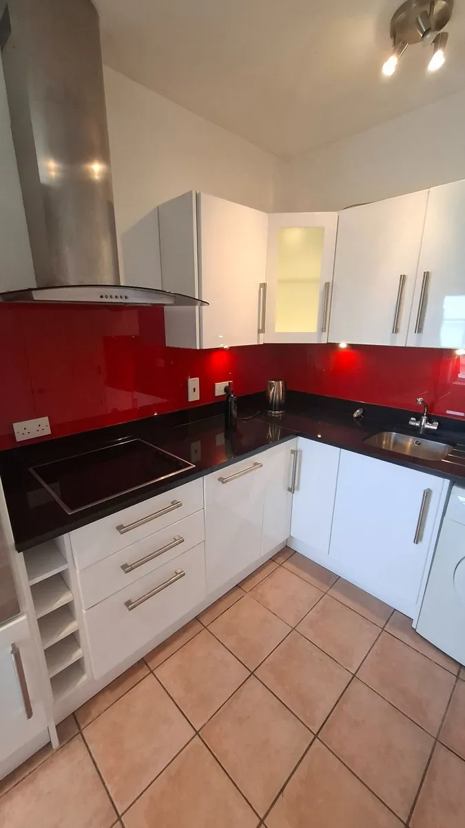 Kitchen for sale. - Image 1