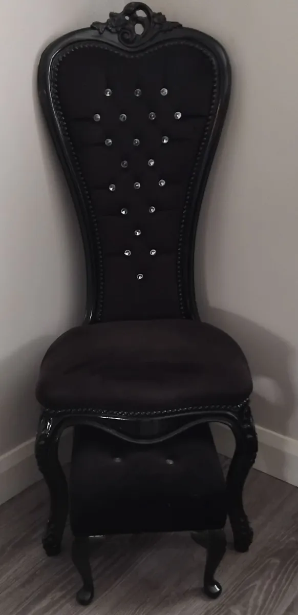 Period high back chair and footstool - Image 3