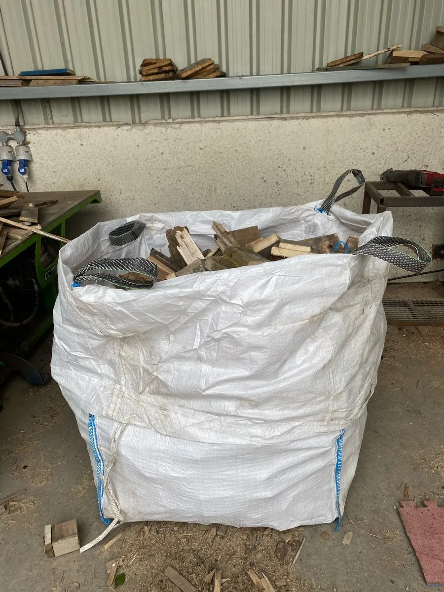 Timber off cuts - Image 1