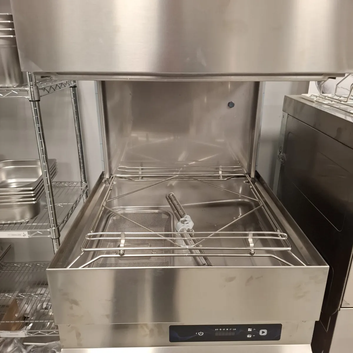 Aristarco AH800 Pass Through Hood Type Dishwasher - Image 2