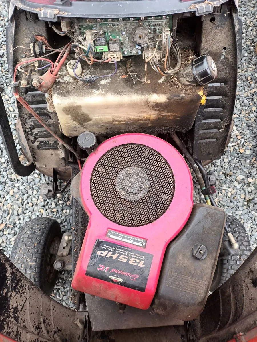 2 Mowers for Breaking - Image 3