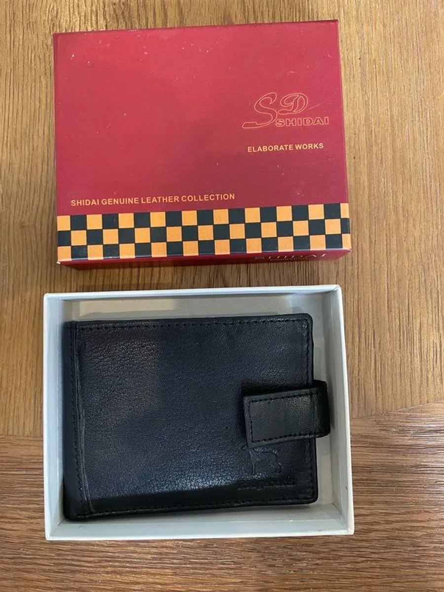 wallet - Image 1