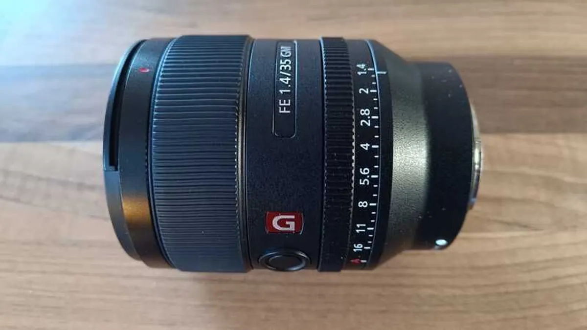 Sony FE 35mm f/1.4 GM - Image 1