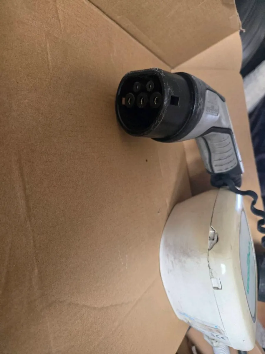 Wallbox EV Car charger - Image 4