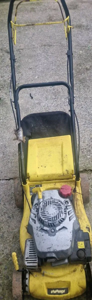 Lawnmower free to take away - Image 2