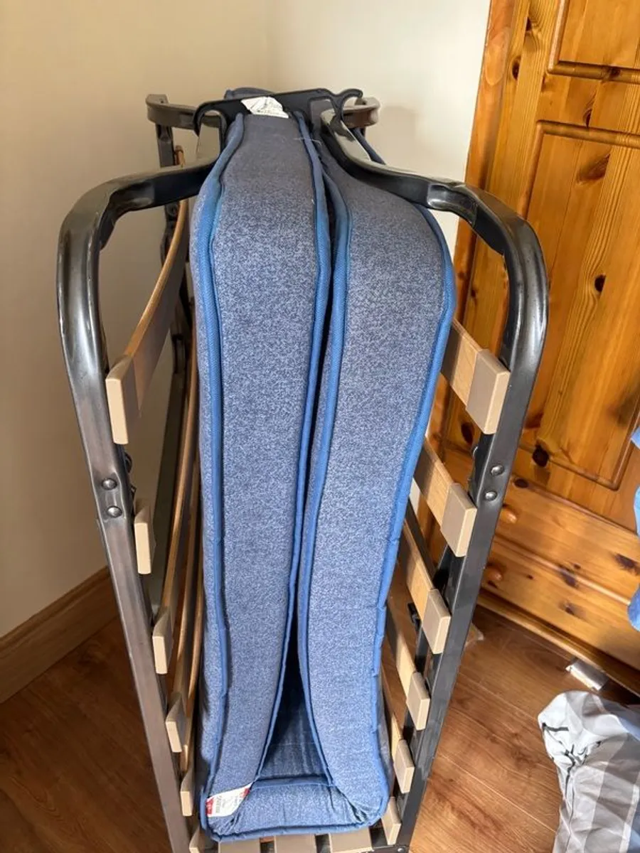 fold up bed - Image 2