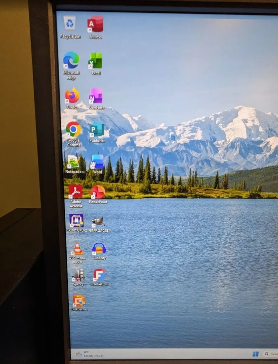 Dell PC & 24" LCD i5 CPU Win 11 Office Wifi NVMe - Image 4
