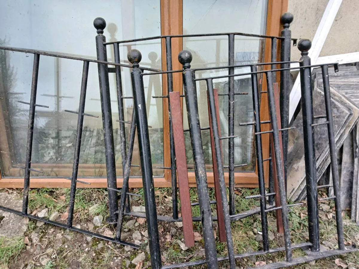 Spiral staircase - Image 2