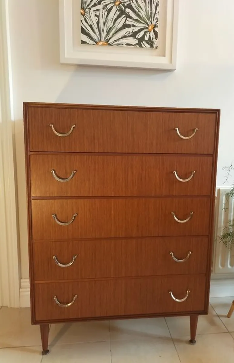 Mid Century Vintage Meredew Chest of Drawers - Image 4