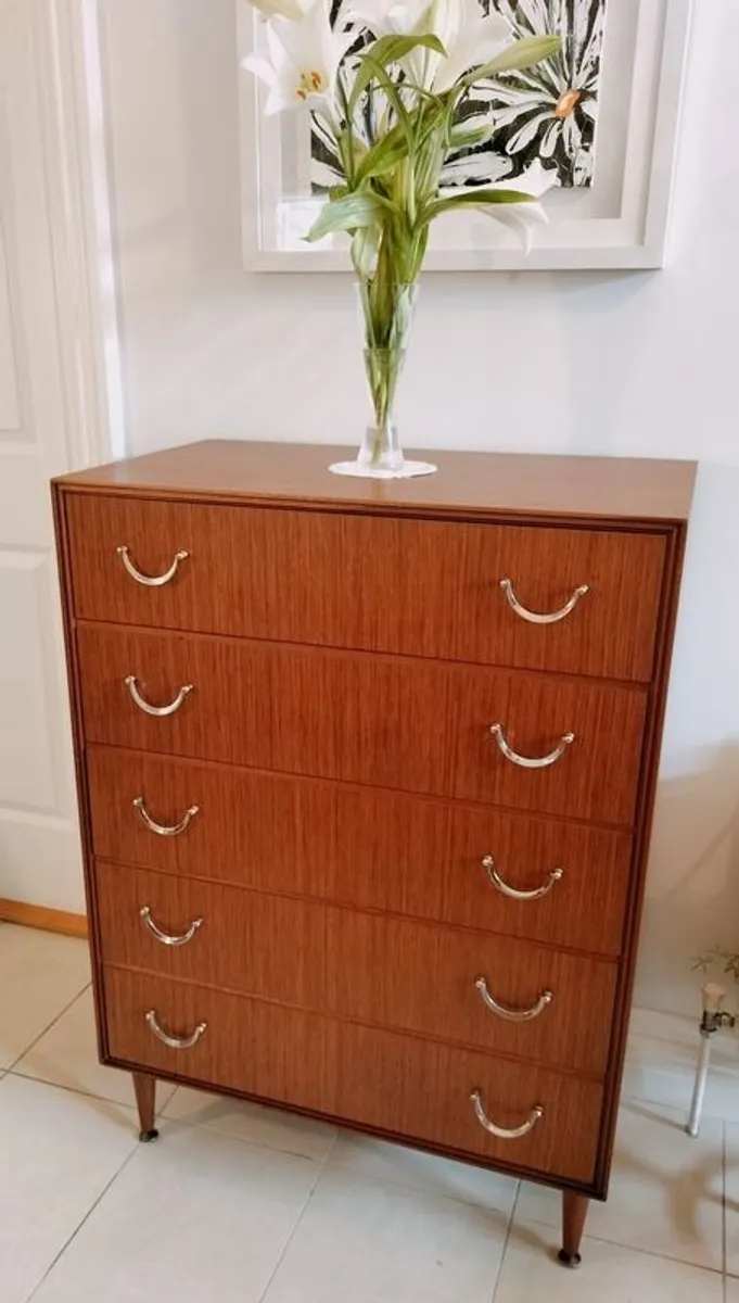 Mid Century Vintage Meredew Chest of Drawers - Image 2
