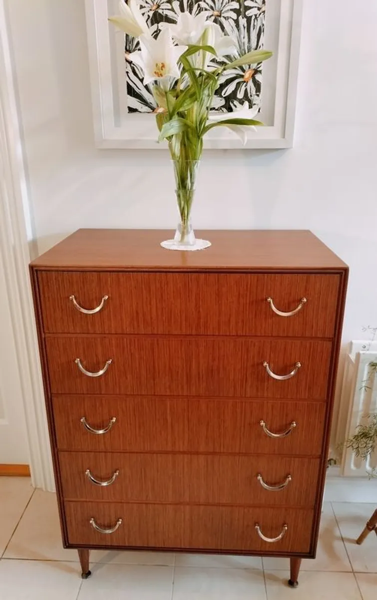 Mid Century Vintage Meredew Chest of Drawers - Image 3