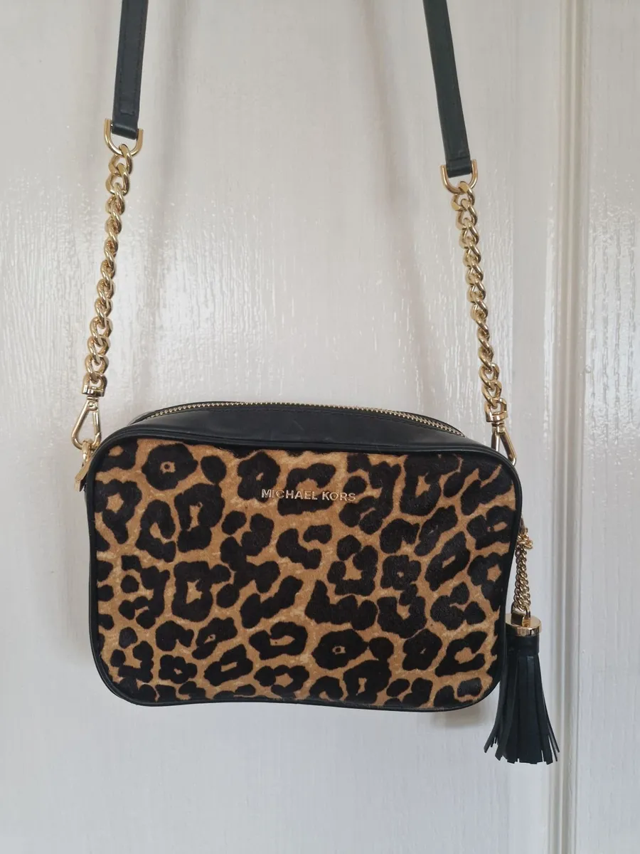 Michael Kors crossbody bag - Image 1