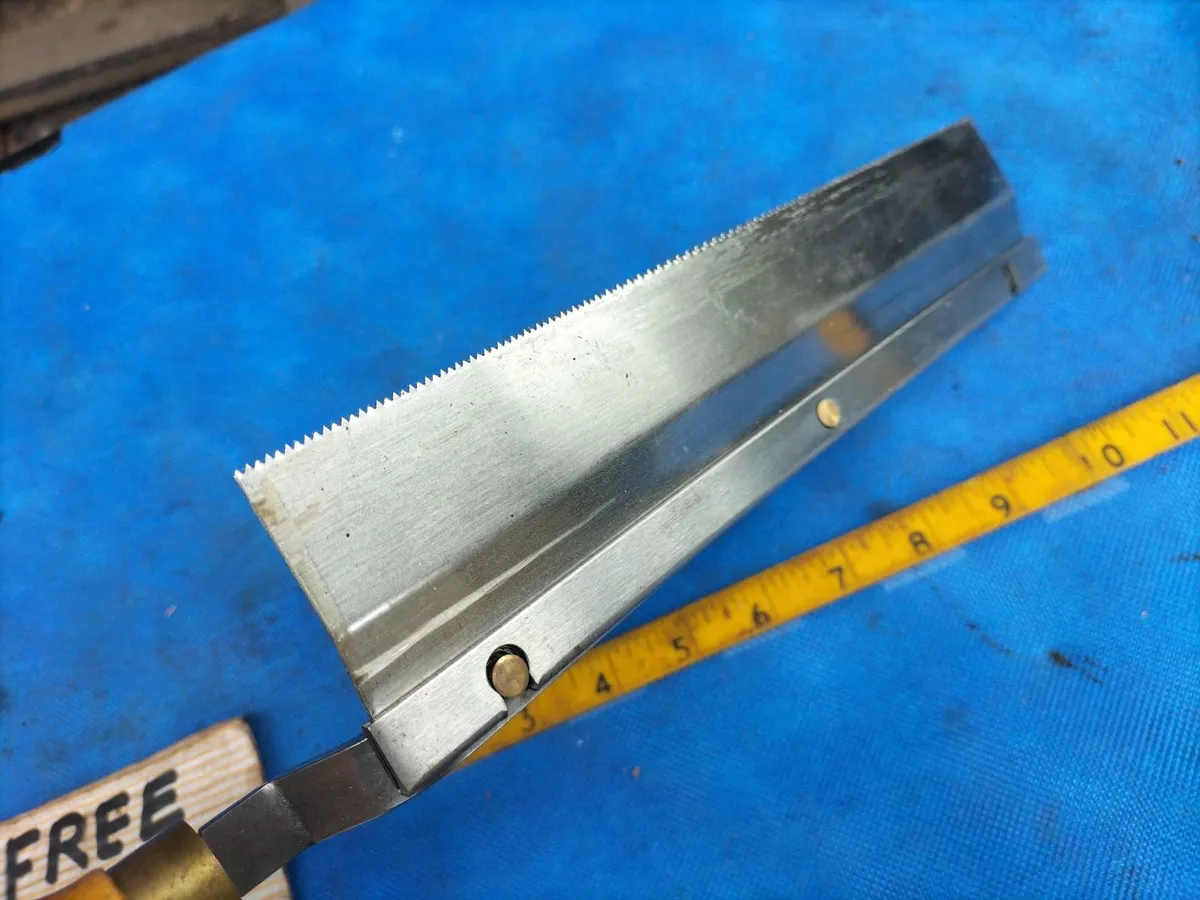 Reversible Flush Cut Saw - Image 3