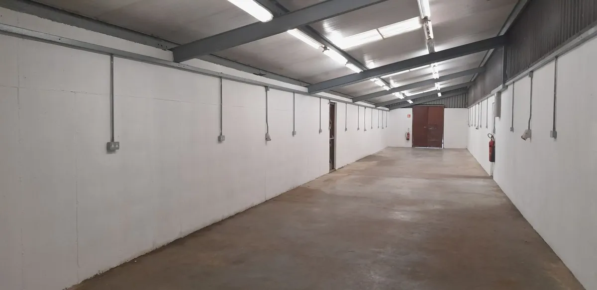 Shed/Industrial unit/ workshop/storage for rent - Image 3