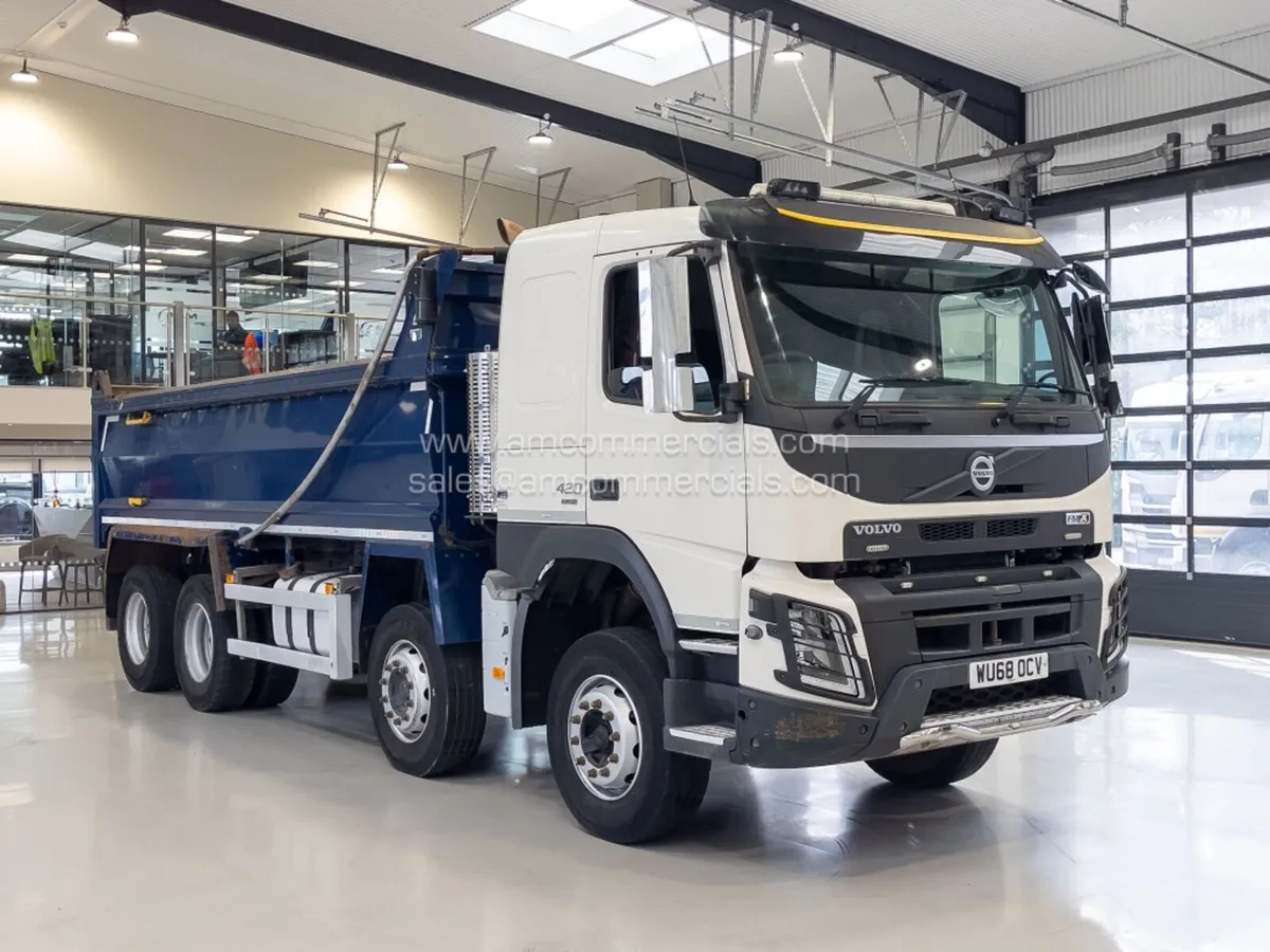 2018 (68) VOLVO FM 420 8X4 TIPPER SLEEPER CAB - Image 1