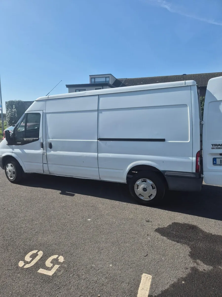 Transit van - Image 1